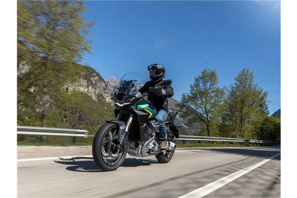 Stelvio PFF Rider Assistance Solution