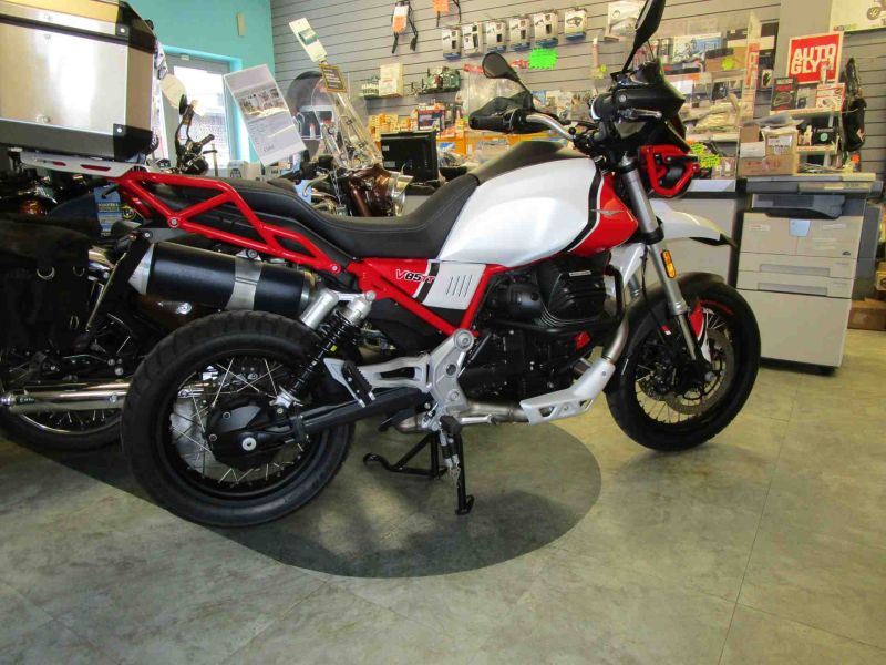 2019 Moto Guzzi V85 TT