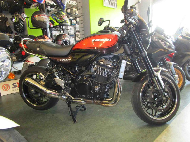 2019 KAWASAKI Z900RS BROWN