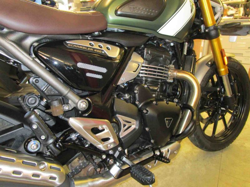 2025 Triumph SCRAMBLER 400X GREEN/WHITE