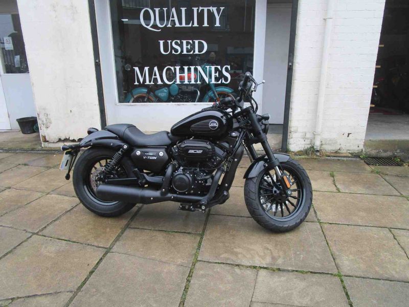 2024 KEEWAY V302C BLACK