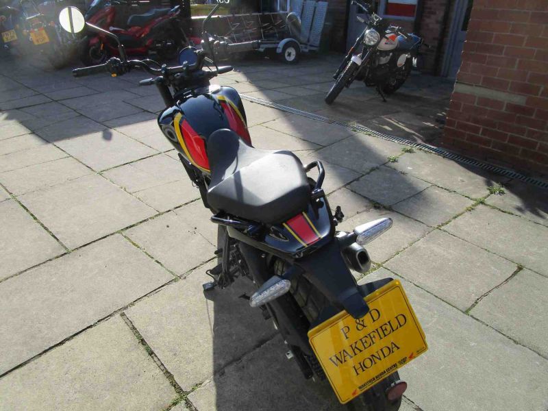 2025 Royal Enfield GUERRILLA 450 EURO 5 PLAYA BLACK