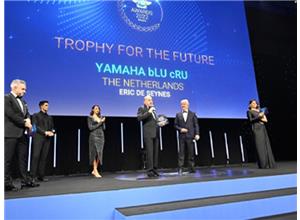 Yamaha's bLU cRU Program Wins 2022 FIM Award for the Future