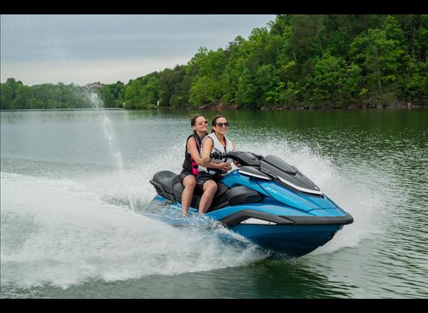 Waverunner Cruising