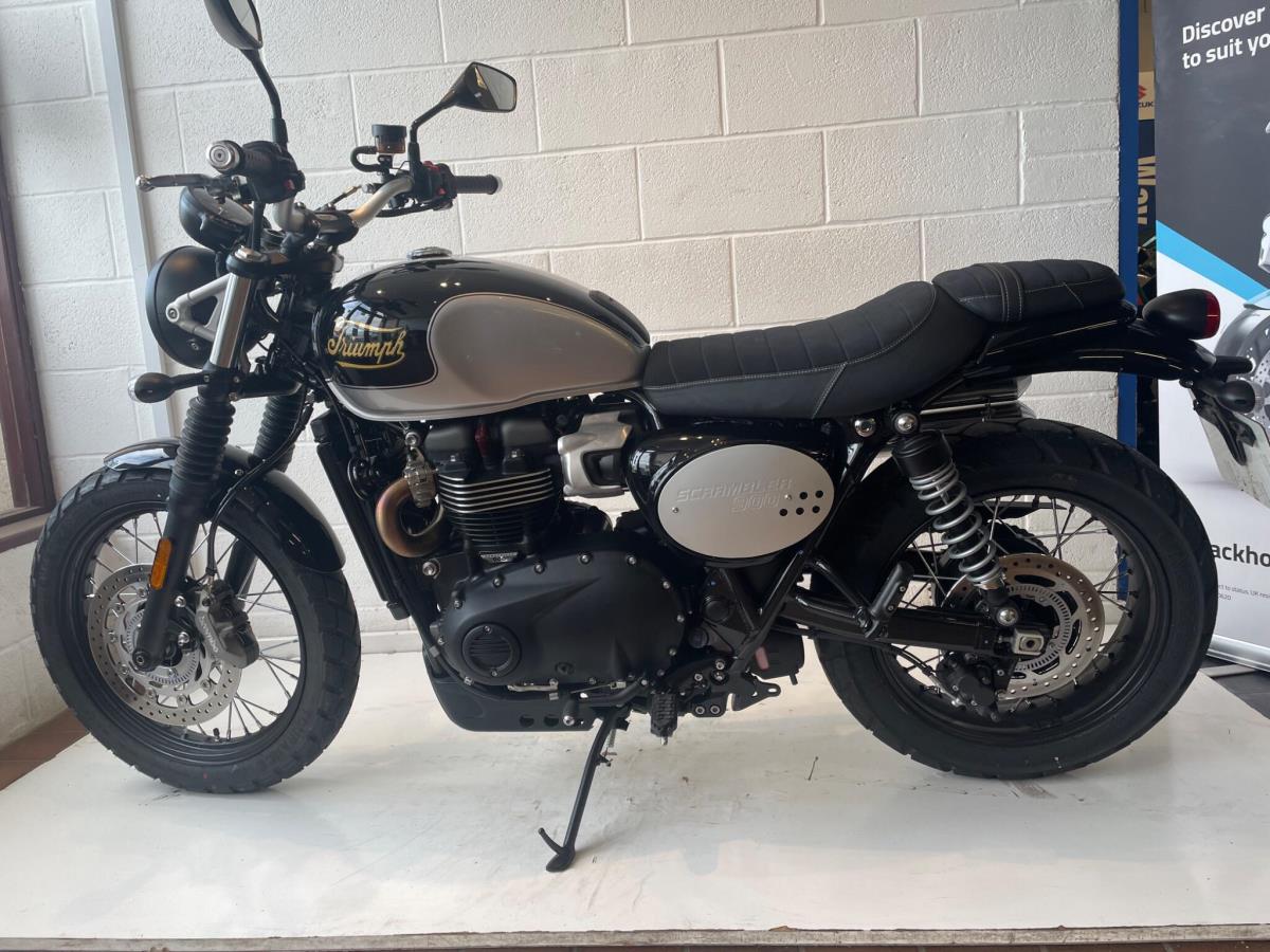 Main image of 2025 Triumph Scrambler 900