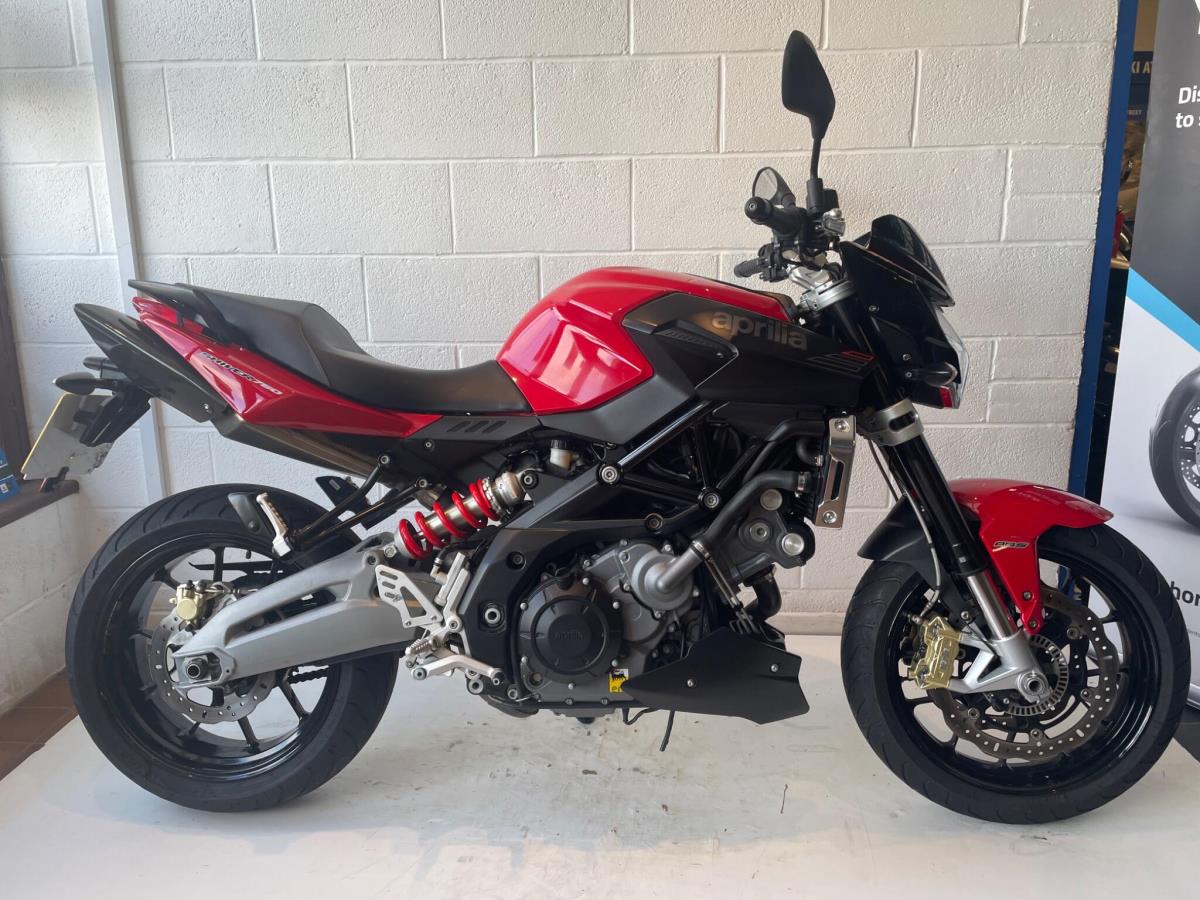 Main image of 2018 Aprilia Shiver 750