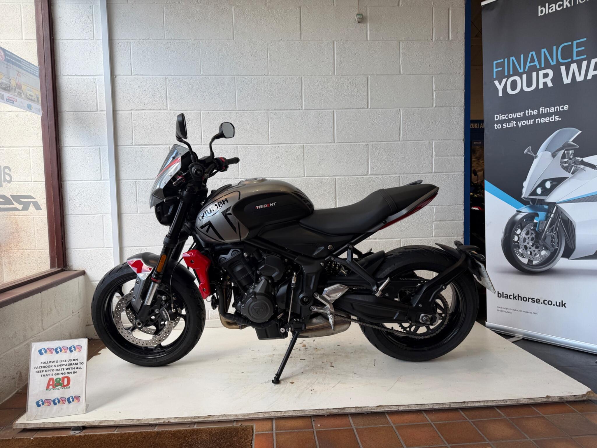 2024 Triumph Trident 660