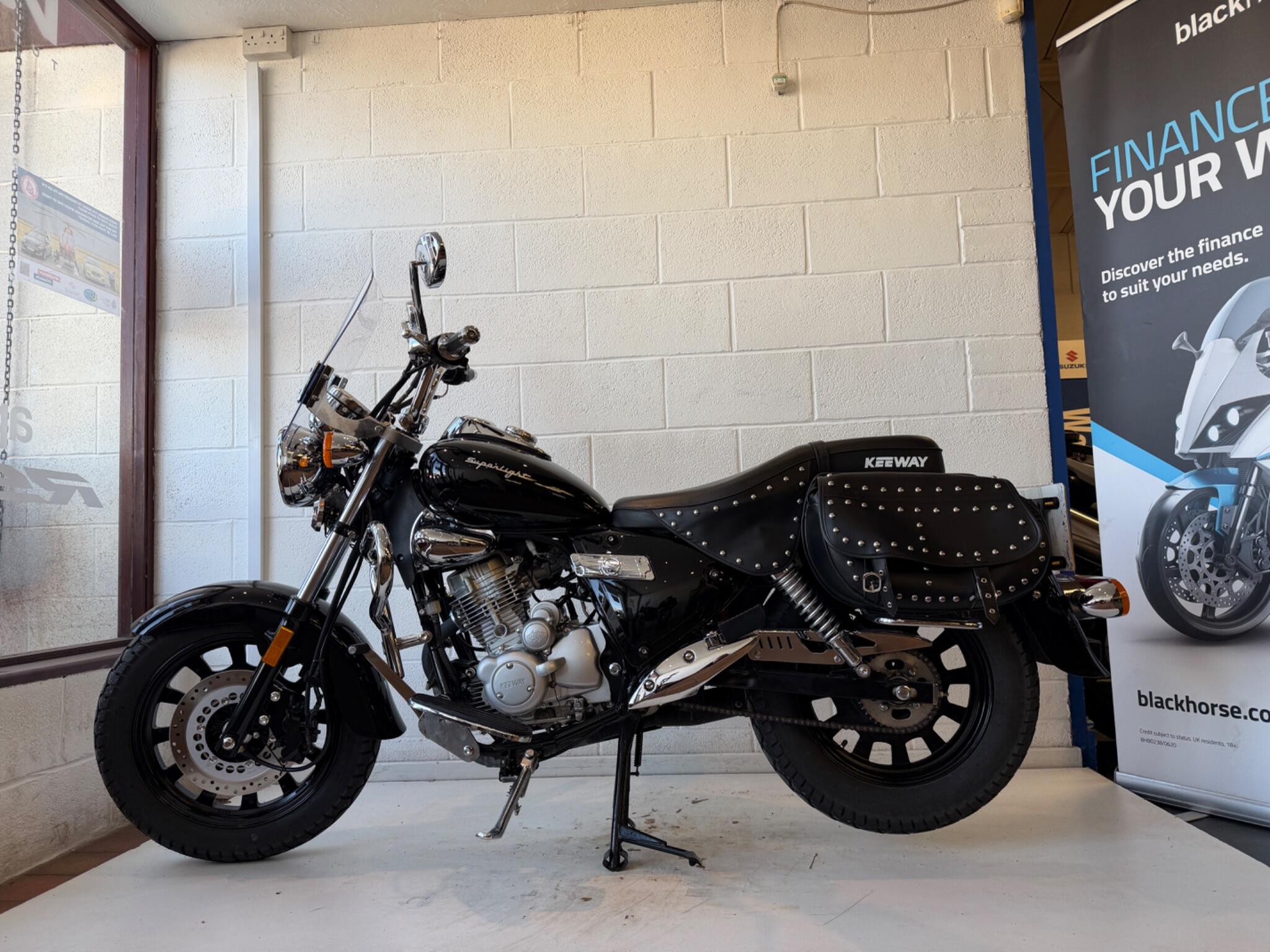 2025 Keeway Superlight 125