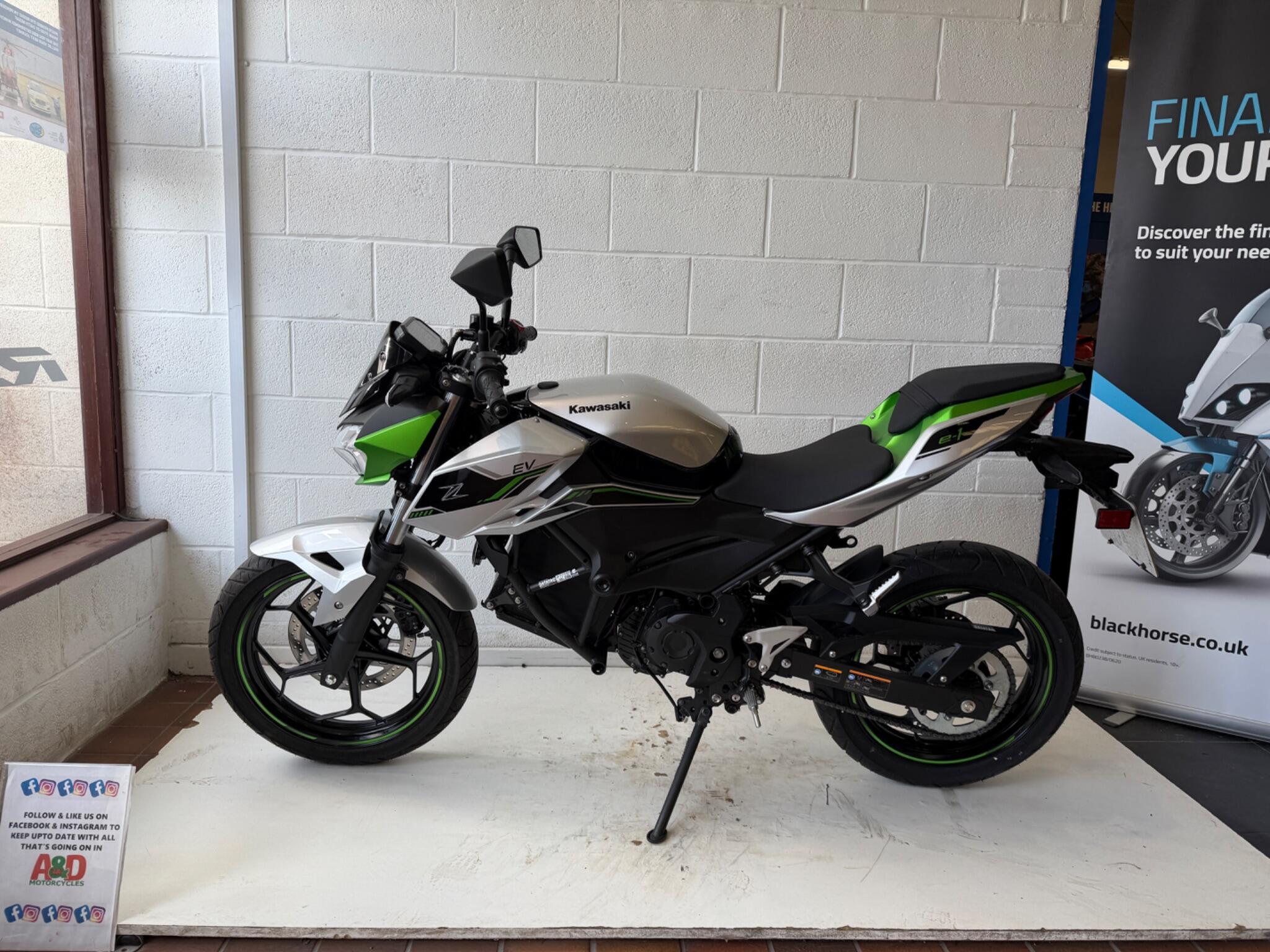 2025 Kawasaki Z e-1