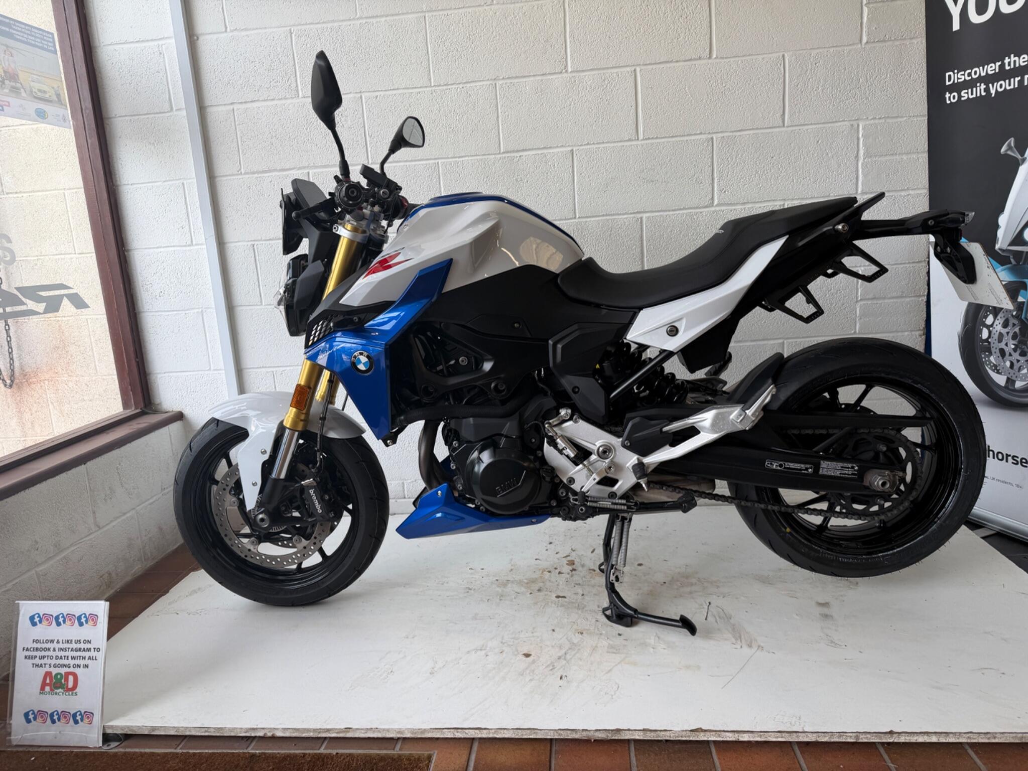 2023 BMW F 900 R