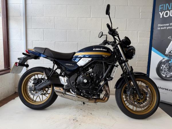 2026 Kawasaki Z650 RS