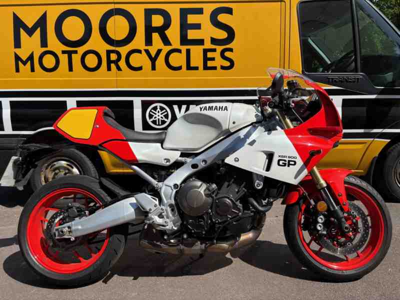2024 Yamaha XSR900 GP WHITE