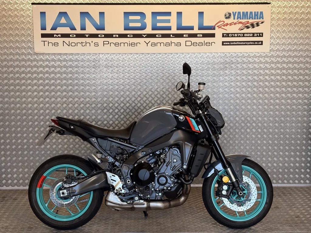 2025 YAMAHA MT-09