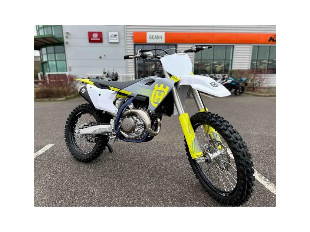 HUSQVARNA FC 250 23 P WHITE Gear 4 Motorcycles