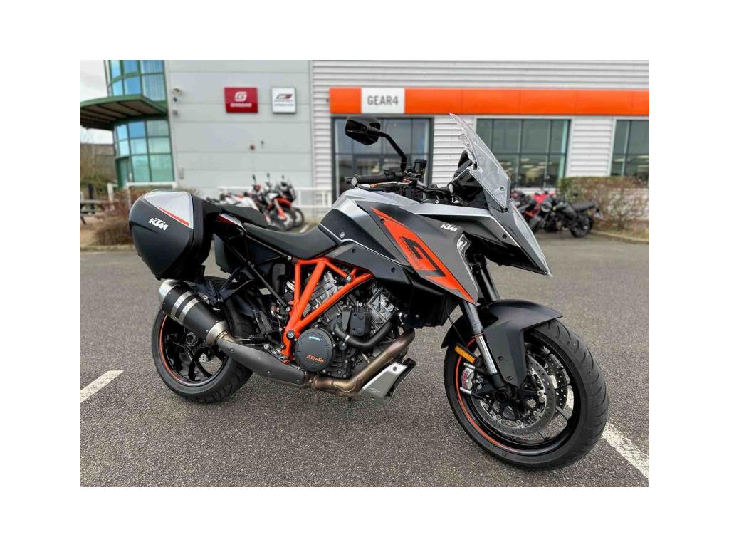 Ktm 1290 super duke deals gt 2016