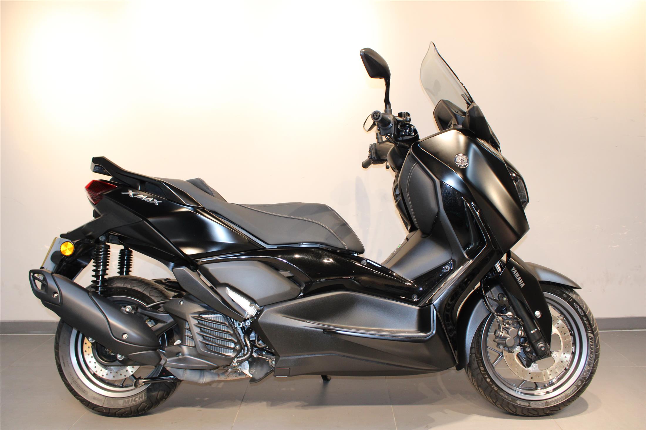 YAMAHA X-MAX 125 TECH MAX