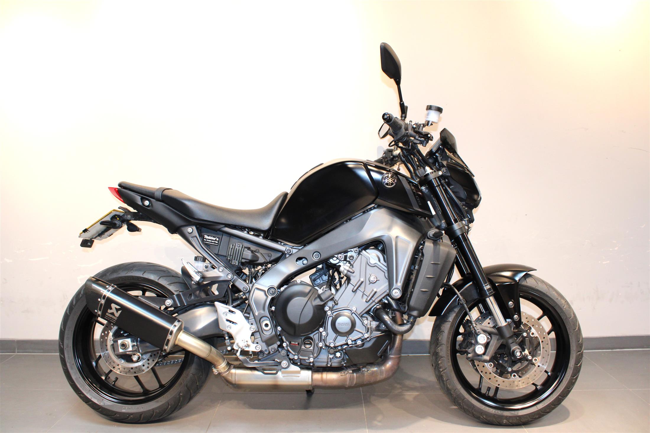 YAMAHA MT-09