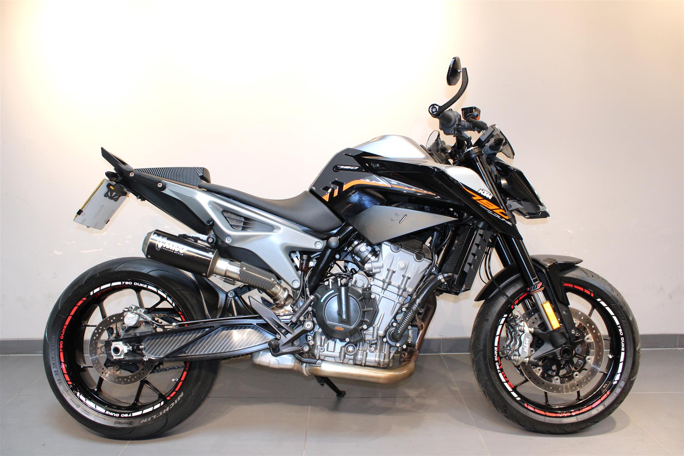 KTM 790 DUKE