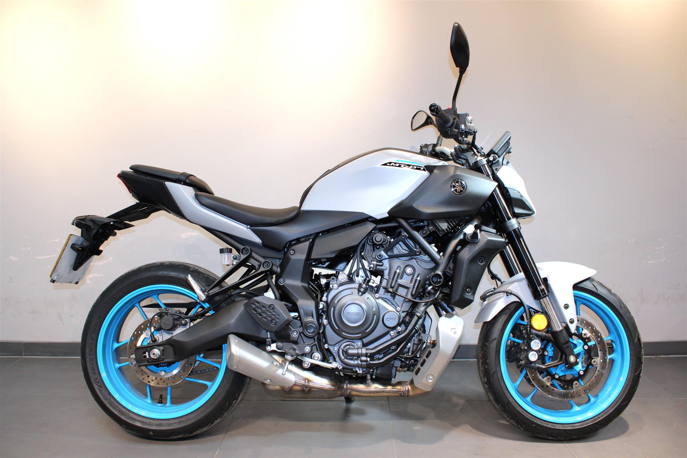 YAMAHA MT-07