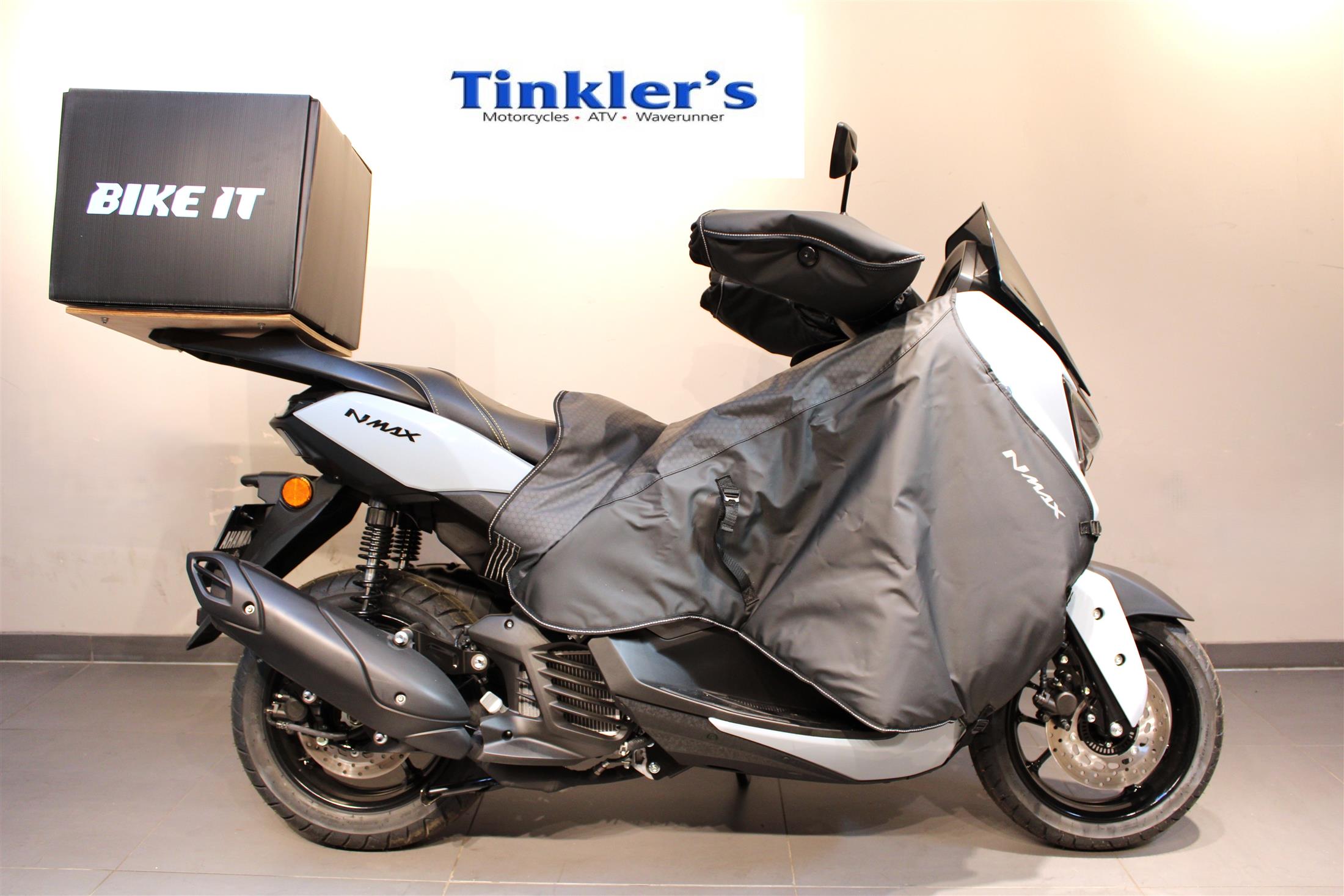 BRAND NEW UN-REGISTERED 2025  MODEL YAMAHA N-MAX TECH MAX DELIVERY RIDER BUNDLE