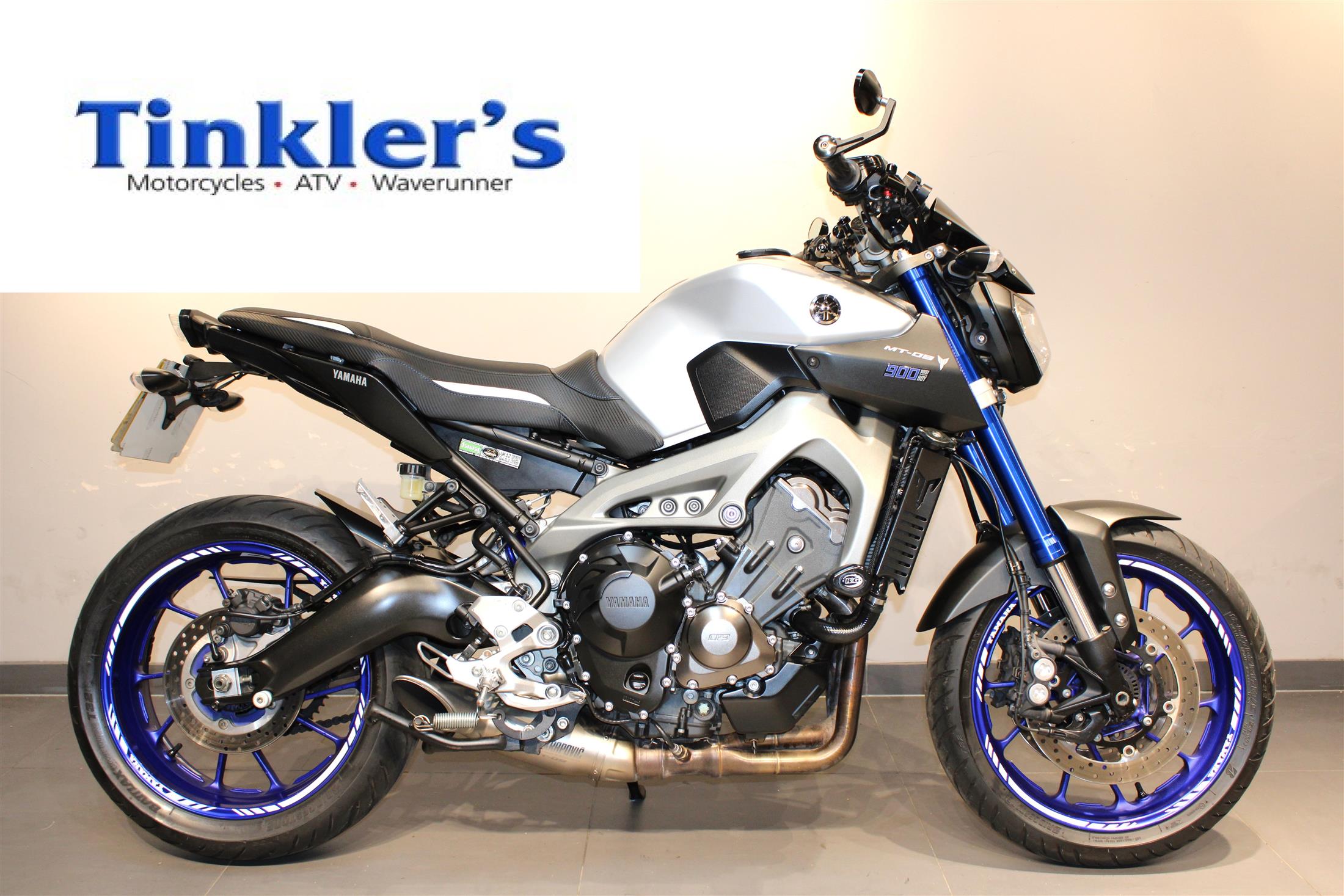 YAMAHA MT-09