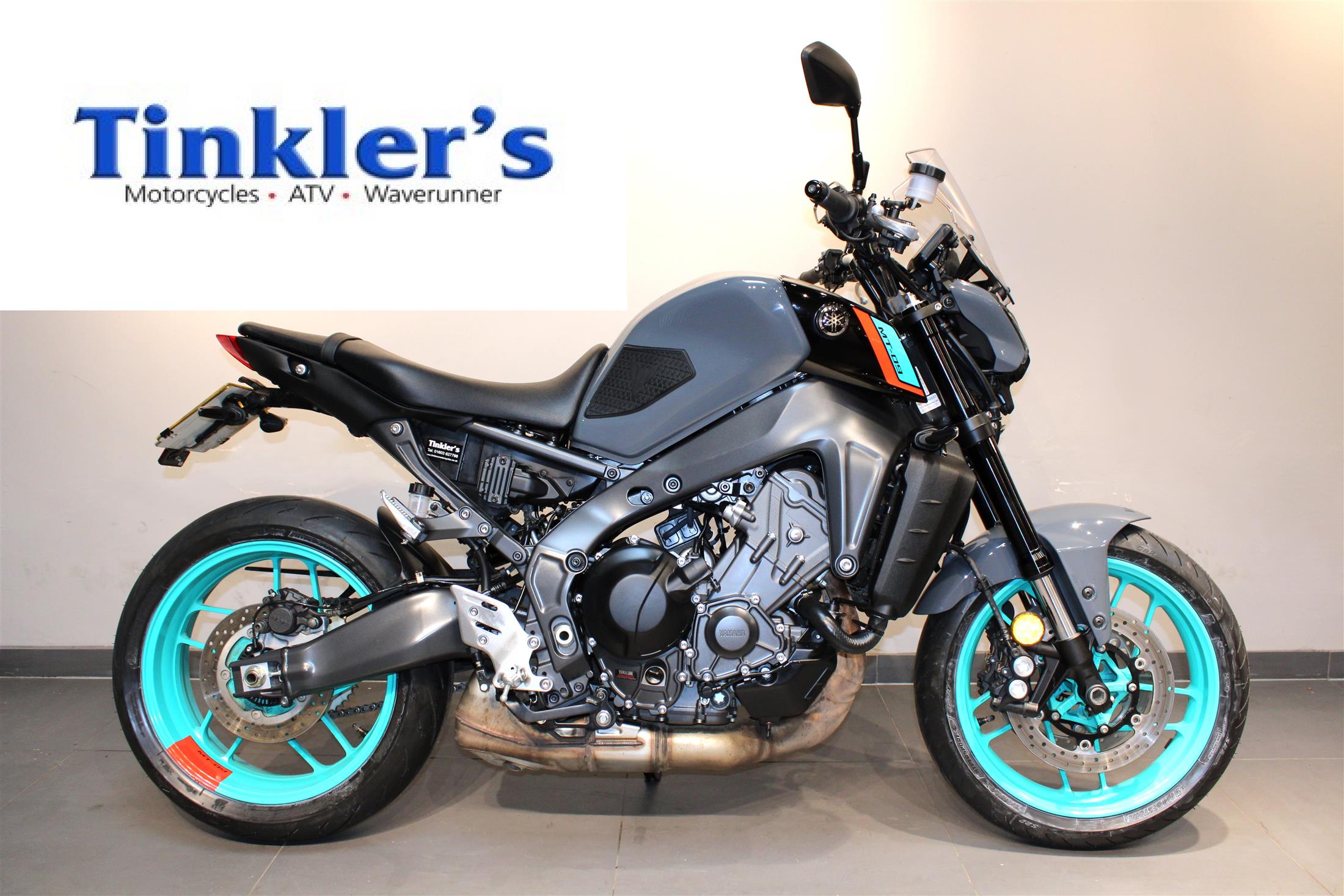 YAMAHA MT-09