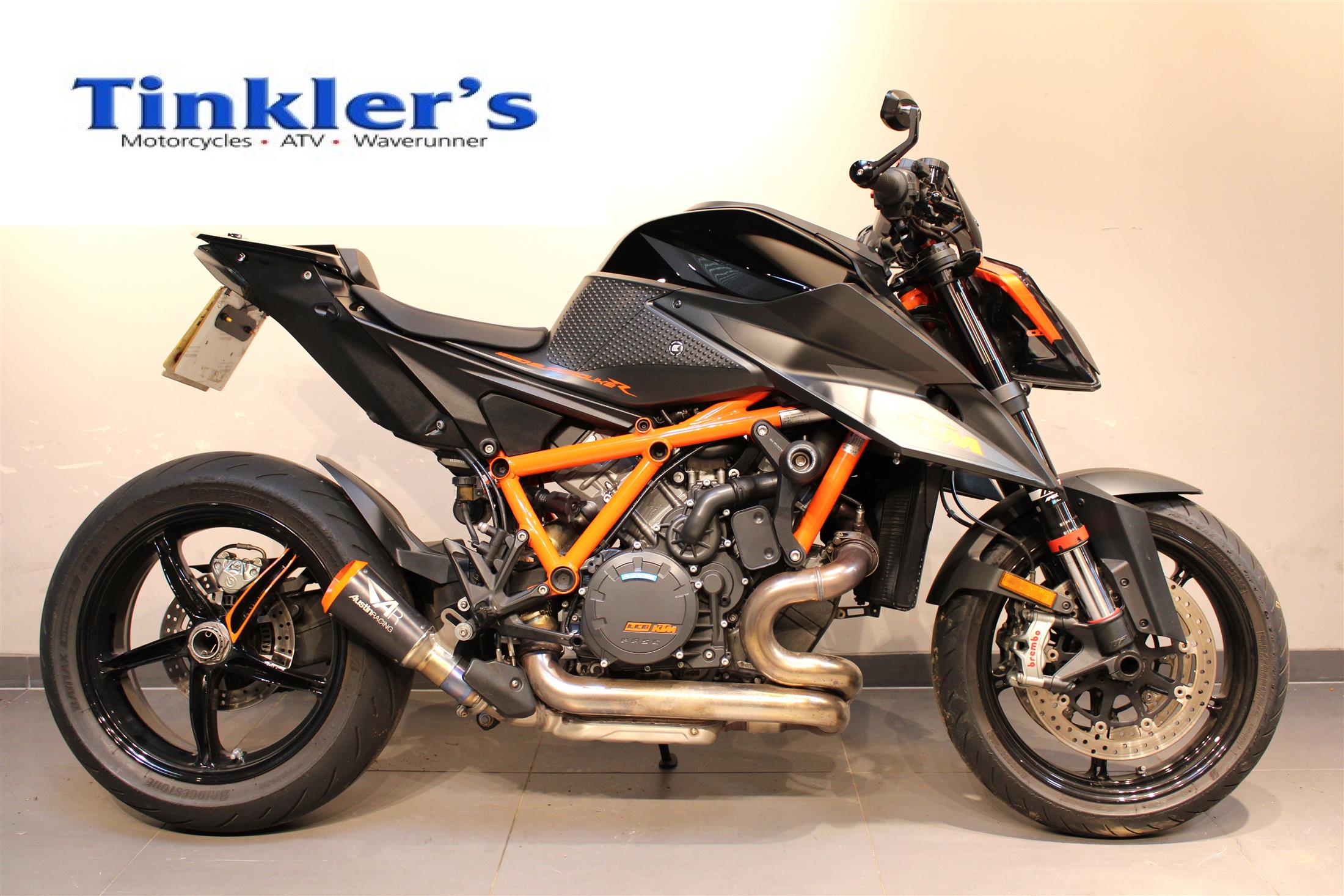 KTM 1290 SUPERDUKE R KTM 1290 SUPERDUKE R