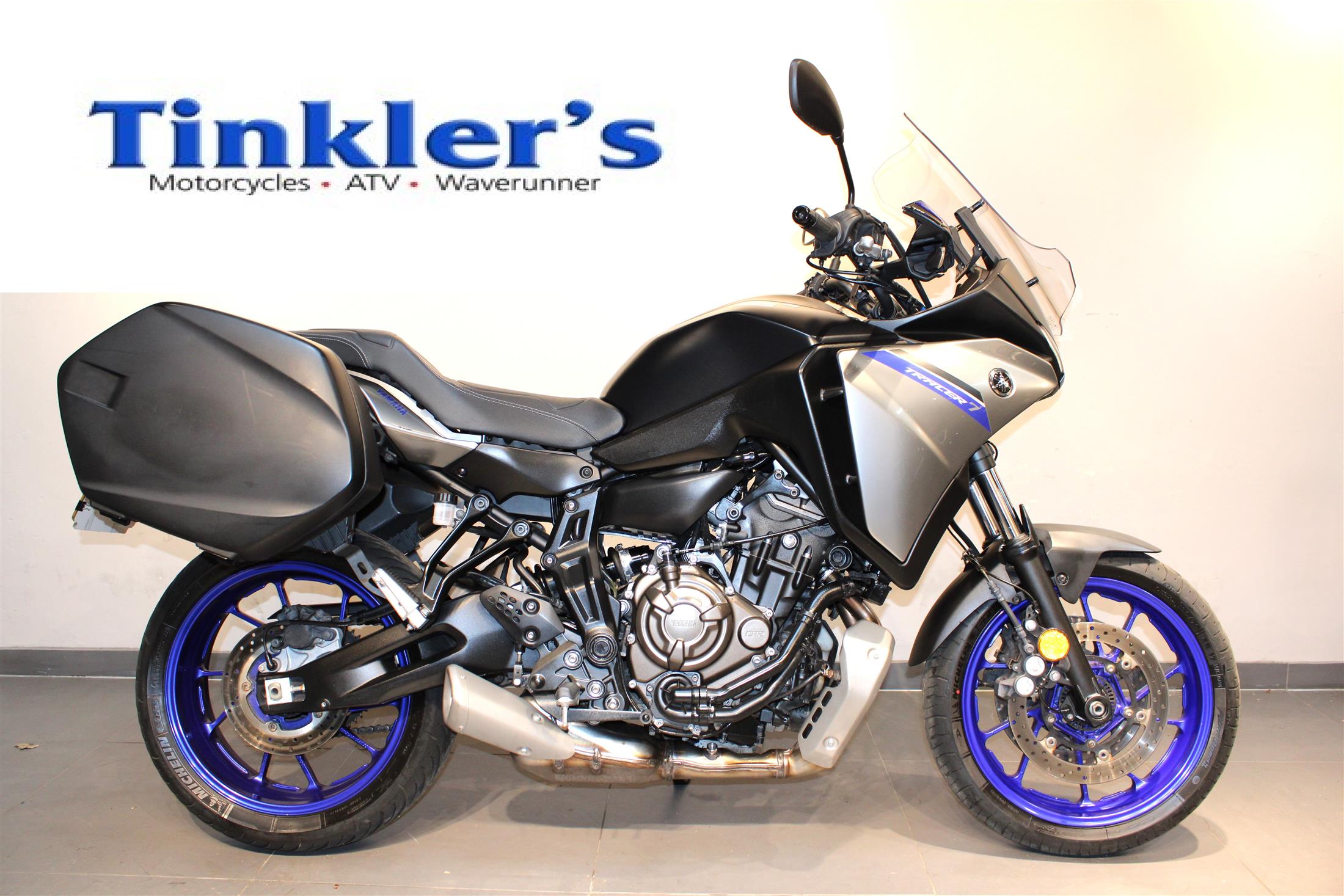 YAMAHA TRACER 7