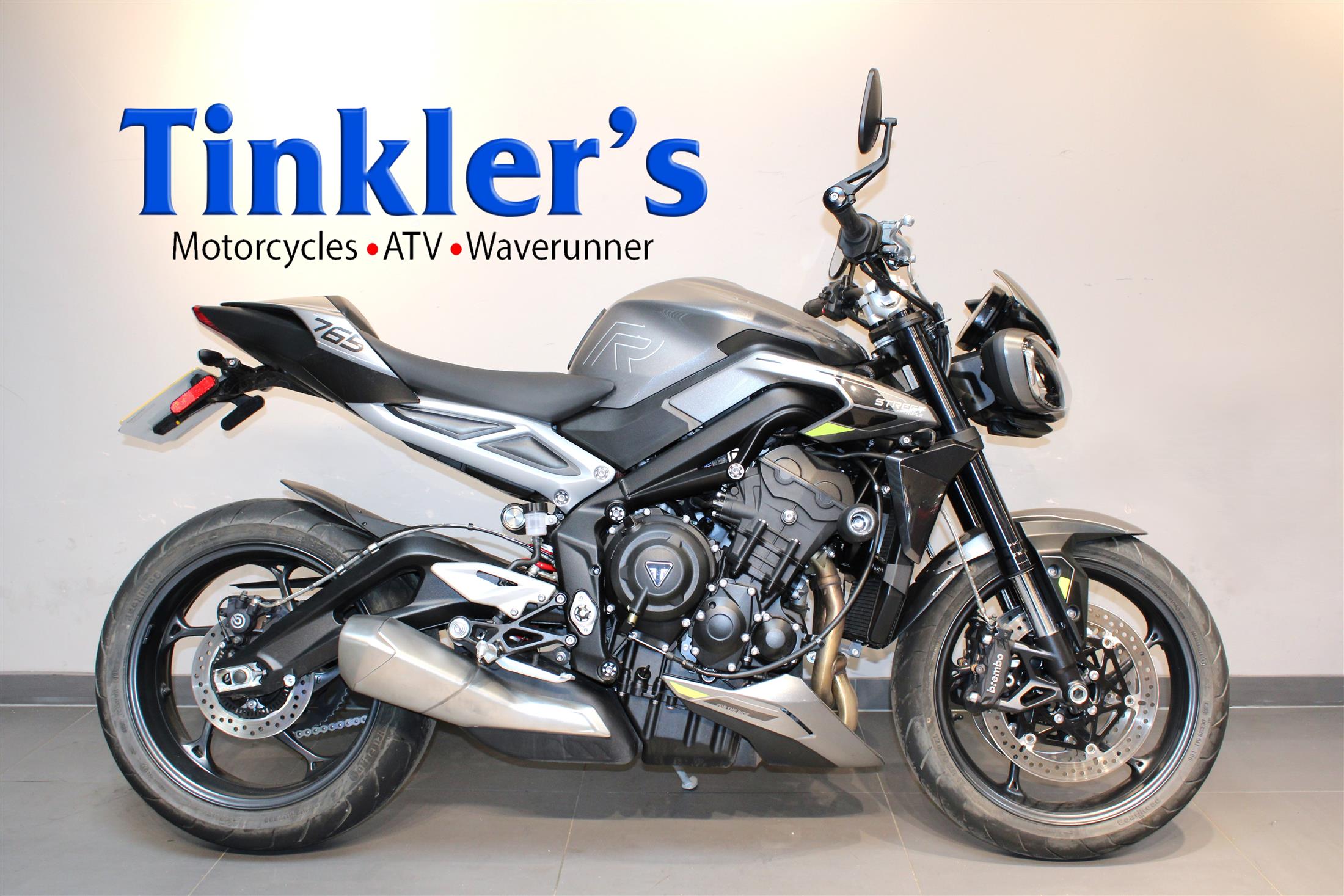 TRIUMPH STREET TRIPLE R 765