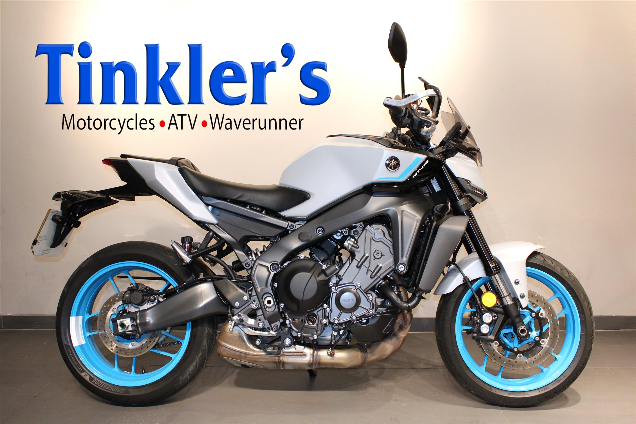 YAMAHA MT-09
