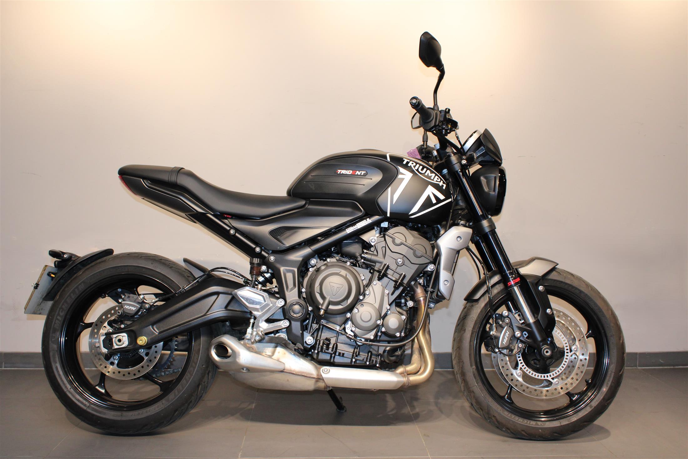 Triumph Trident 660