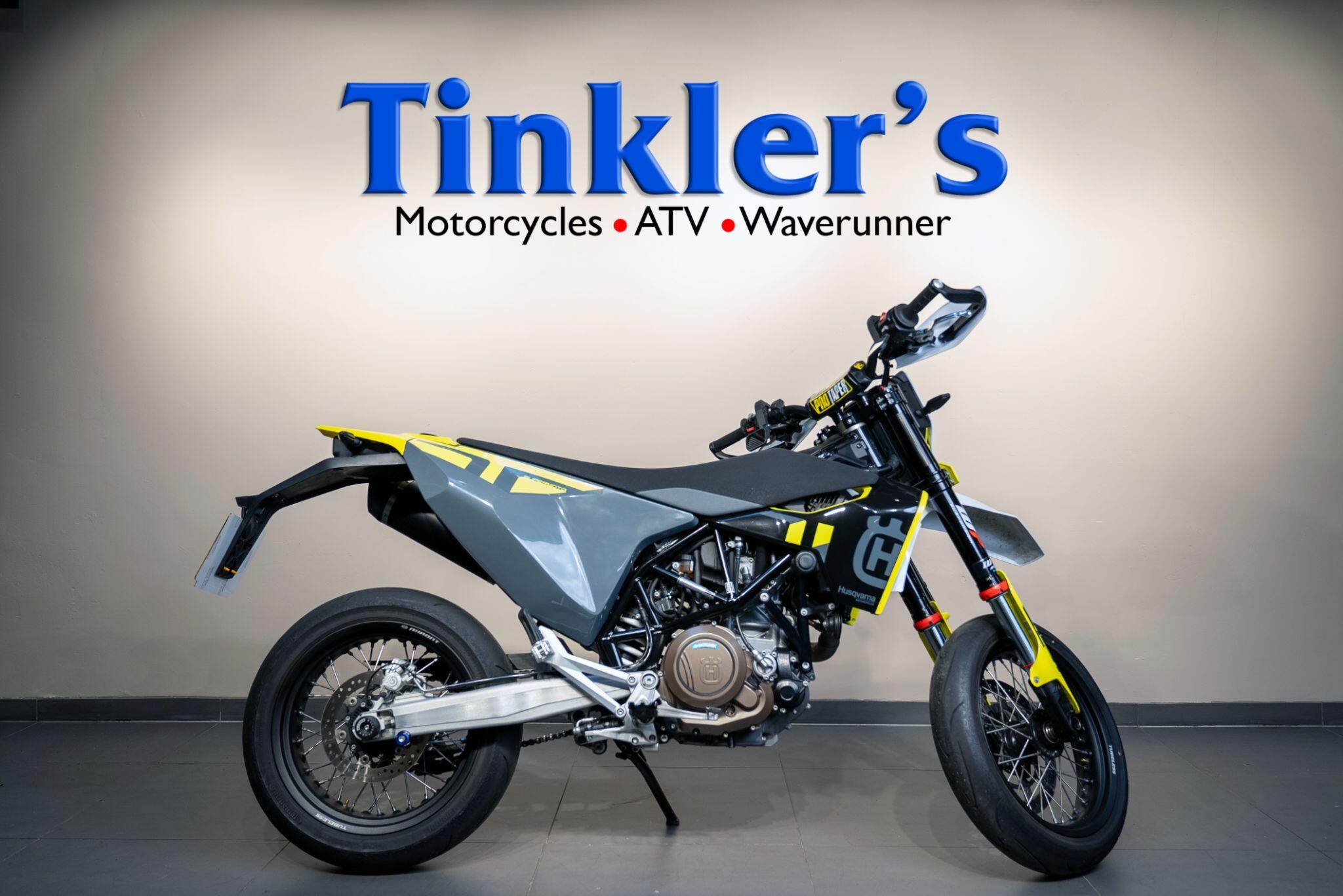 2023 Husqvarna 701 Supermoto 2023 Husqvarna 701 Supermoto