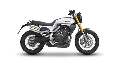 Deluxe 700