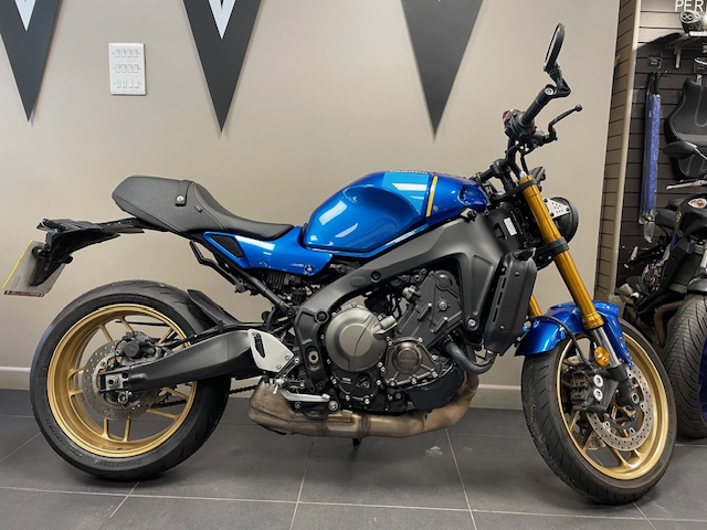 2022 Yamaha XSR900 POWER BLUE