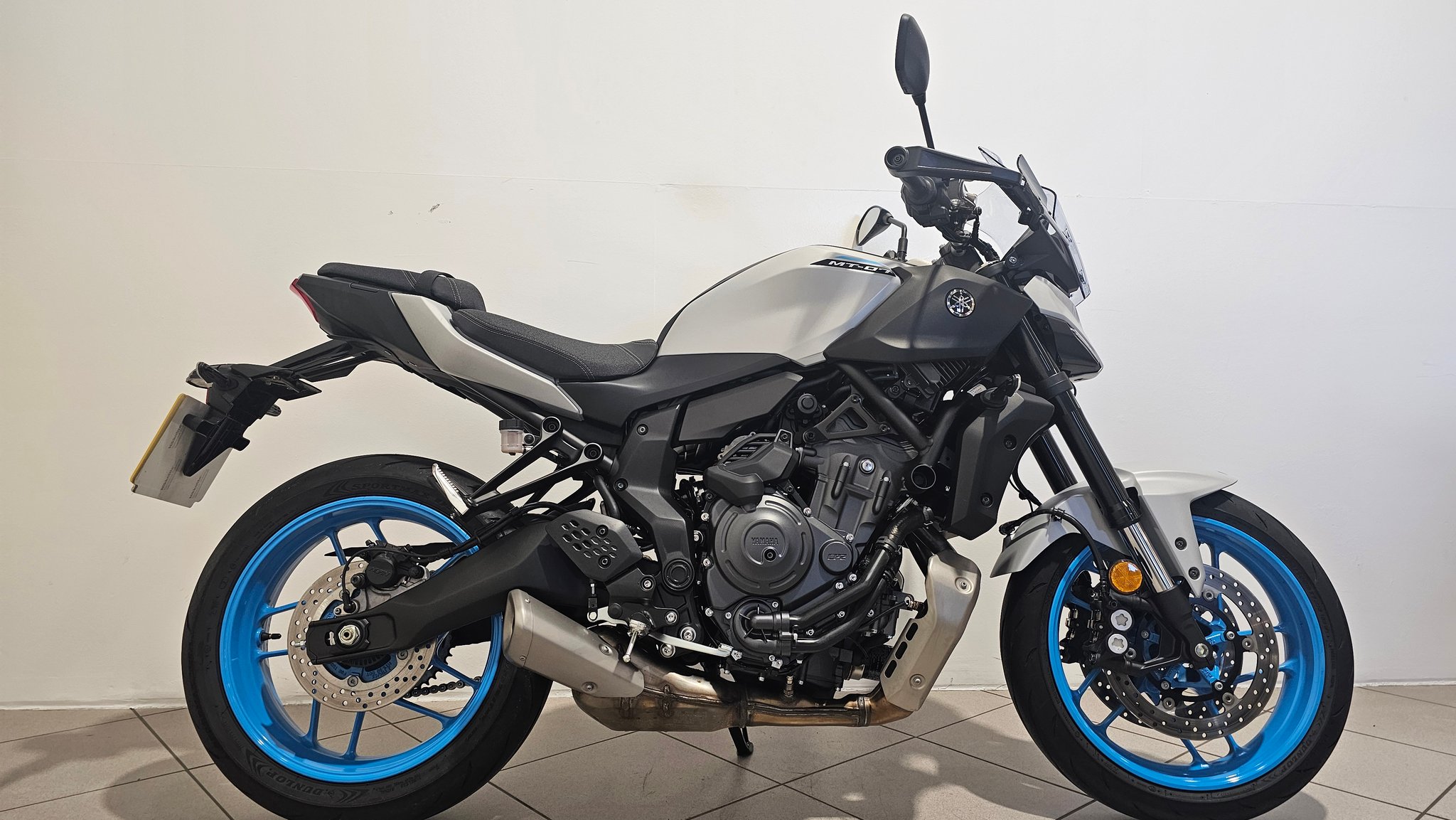 2025 YAMAHA MT-07 Y-AMT