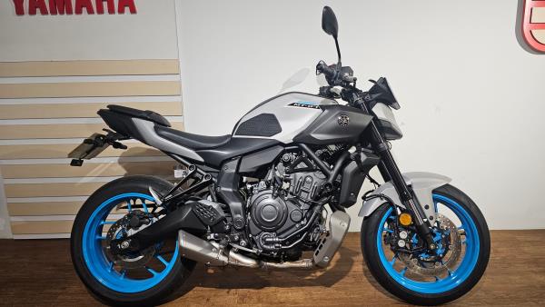 2025 YAMAHA MT-07