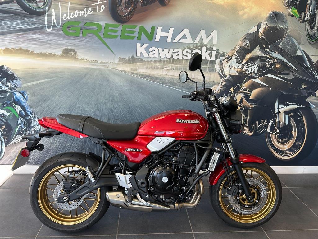 2025 Kawasaki Z650 RS