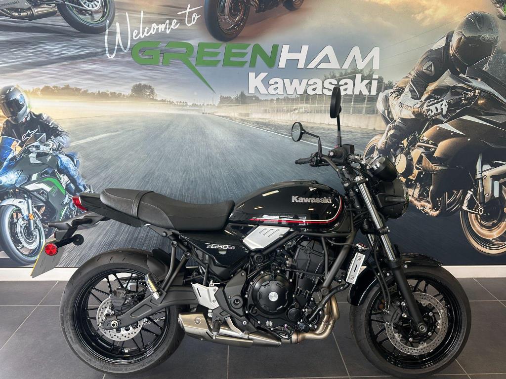 2025 Kawasaki Z650 RS