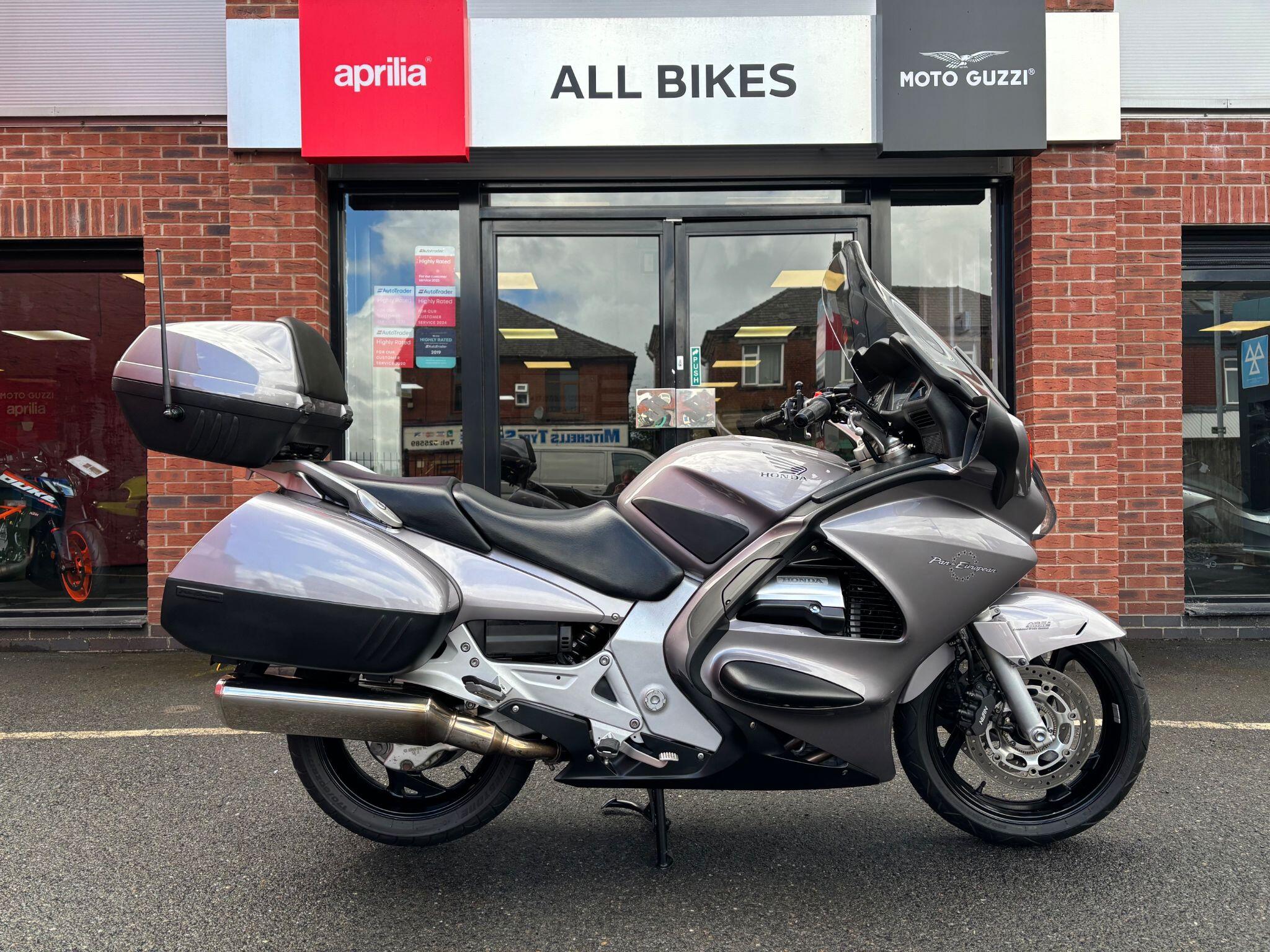 2002 Honda ST1300 Pan European 2002 Honda ST1300 Pan European