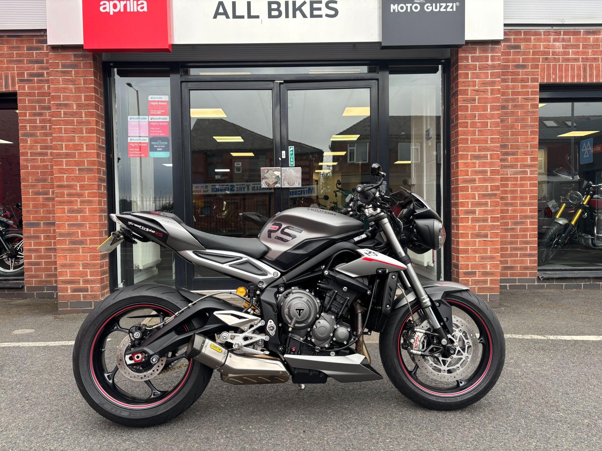2017 Triumph Street Triple 765 2017 Triumph Street Triple 765