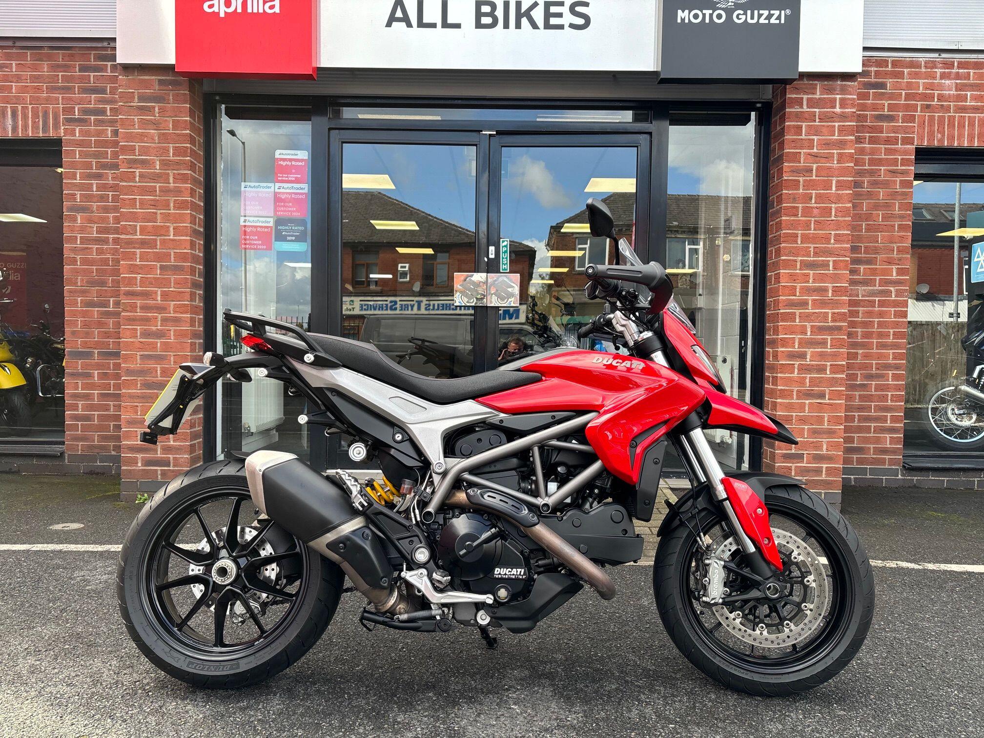 2015 Ducati Hyperstrada 821