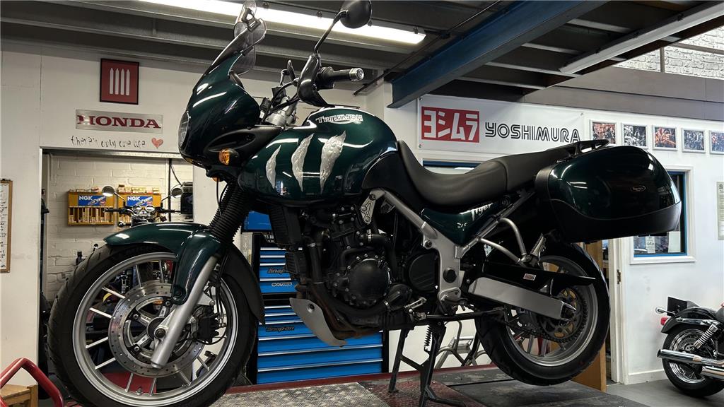Triumph Tiger 955i 