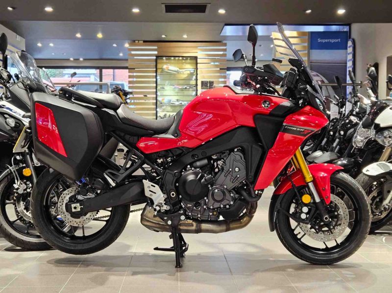 2023 Yamaha TRACER 9 GT Red