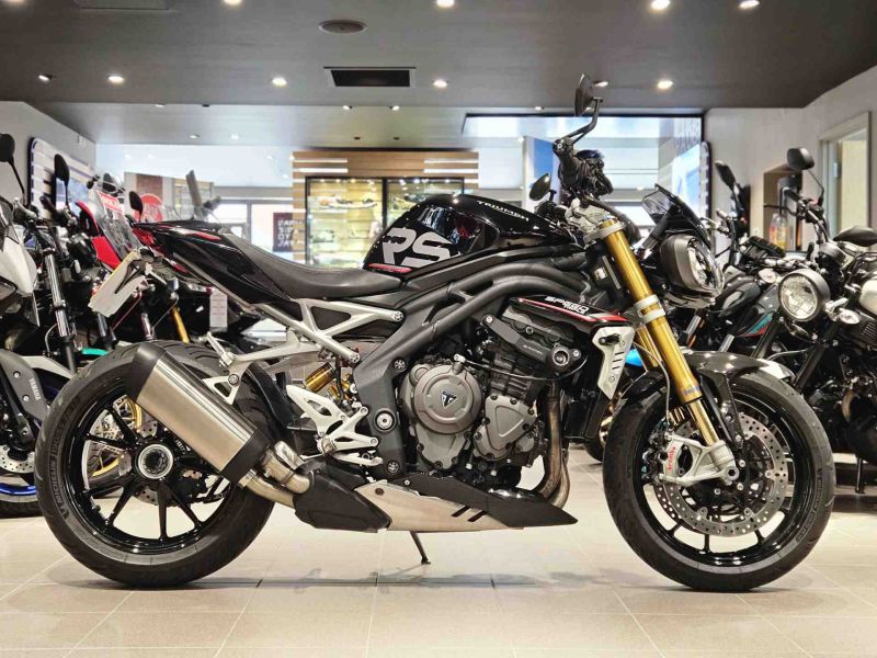 2021 Triumph Speed Triple RS 1160 Black