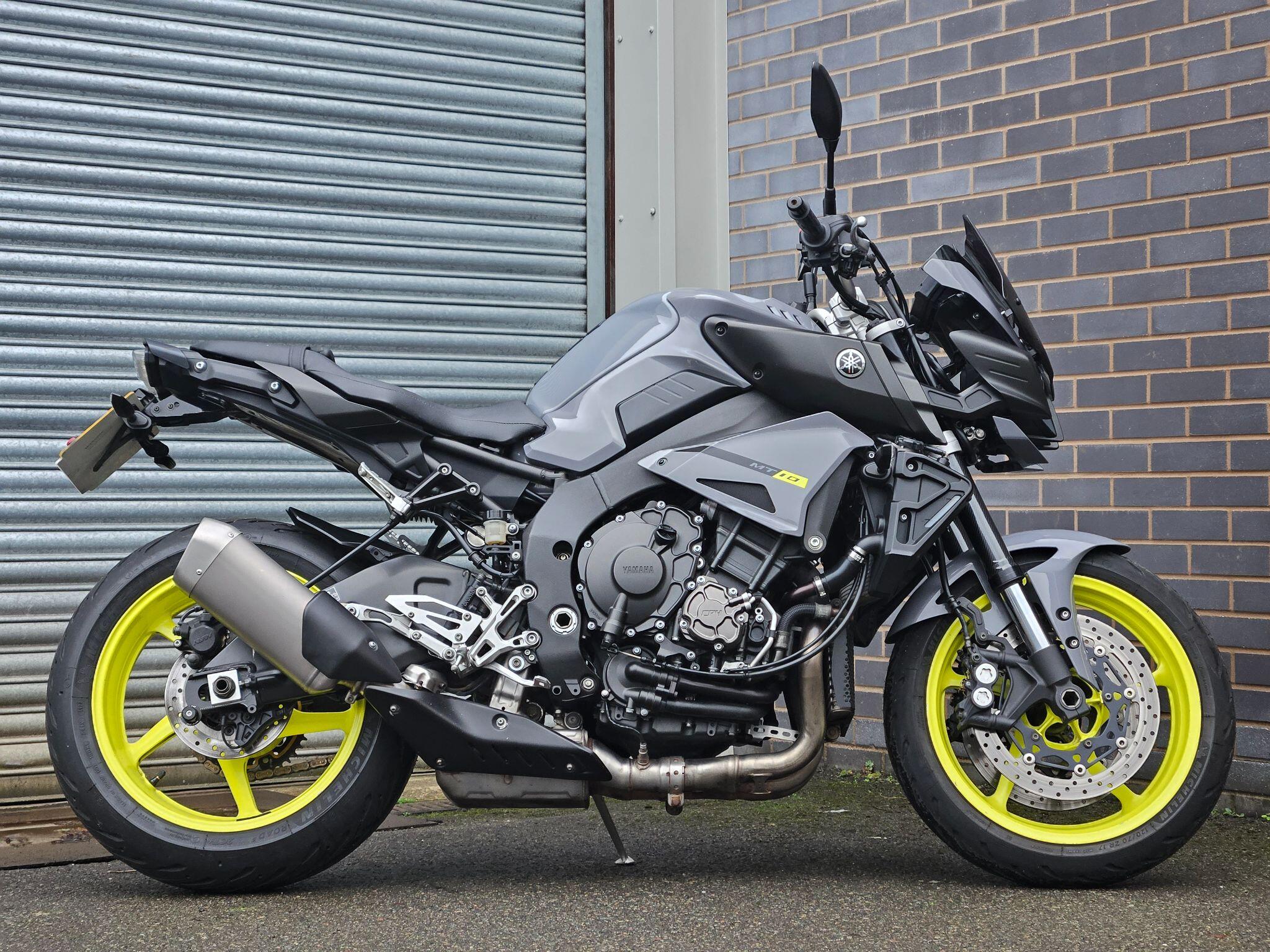 2016 Yamaha MT-10