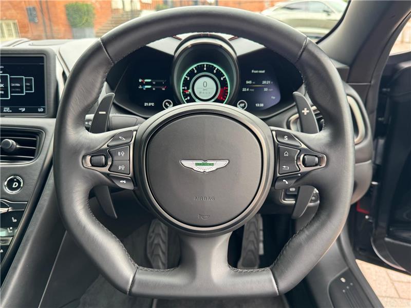 2020 Aston Martin DBS Superleggera Volante