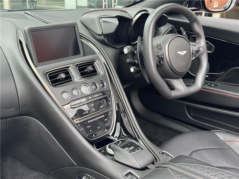 2020 Aston Martin DBS Superleggera Volante