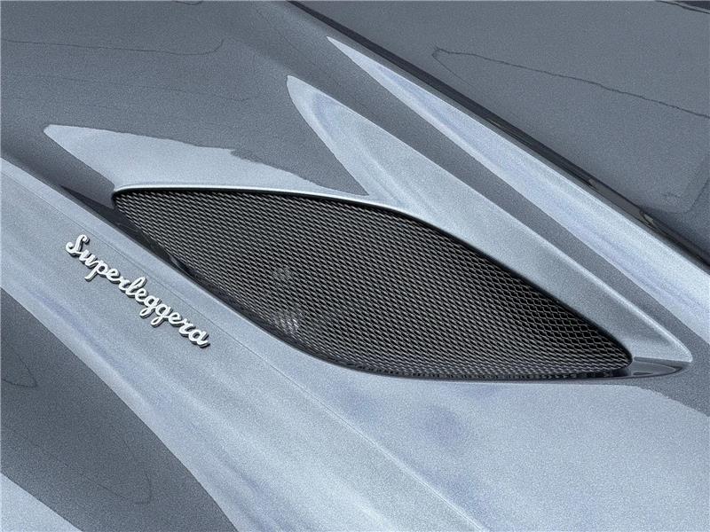2020 Aston Martin DBS Superleggera Volante