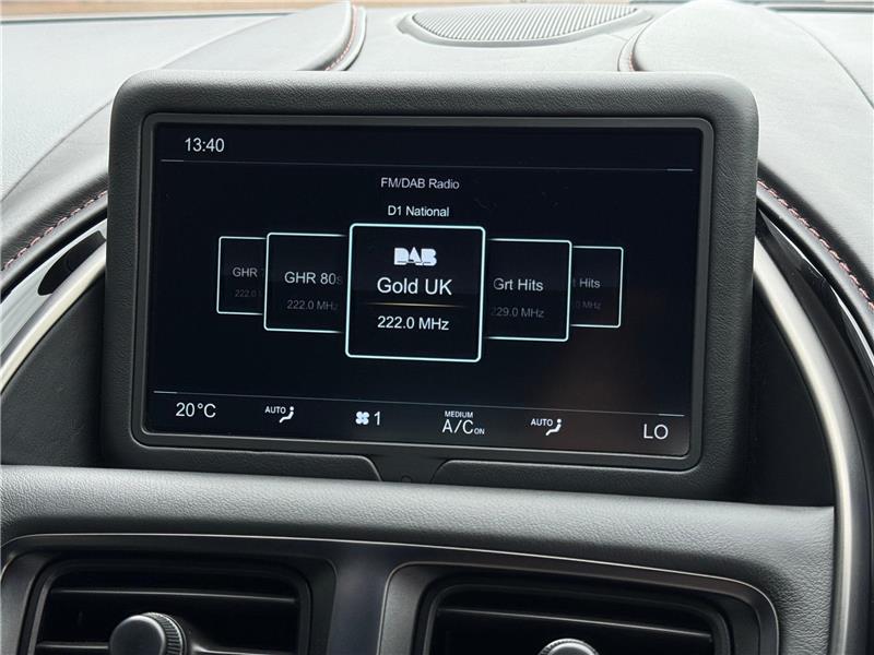 2020 Aston Martin DBS Superleggera Volante