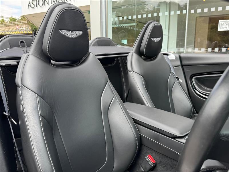 2018 Aston Martin DB11 V8 VOLANTE